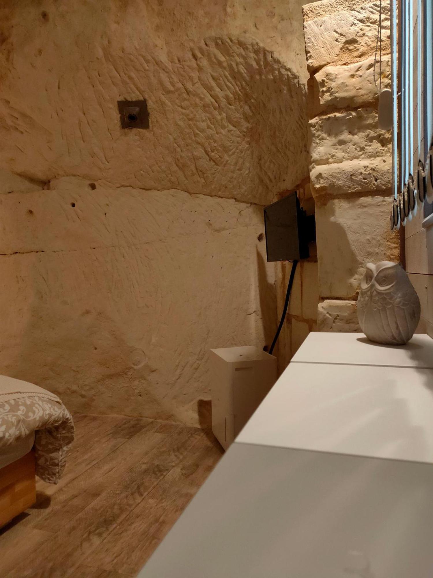 Les Troglos de Beaulieu Loches Habitación foto